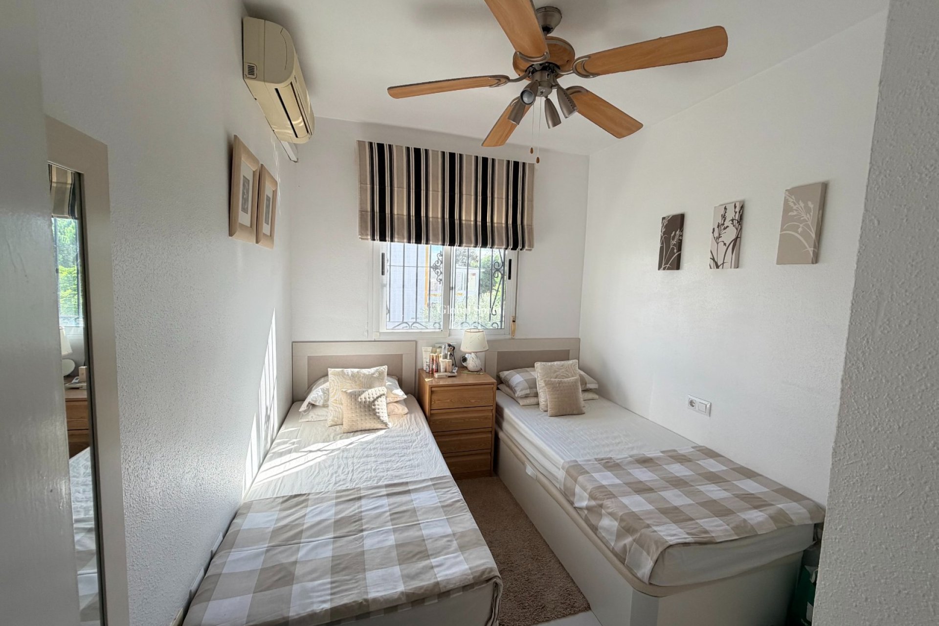 Resale - HOUSE -
ORIHUELA - Entre Naranjos