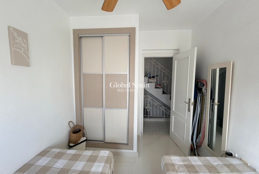 Resale - HOUSE -
ORIHUELA - Entre Naranjos