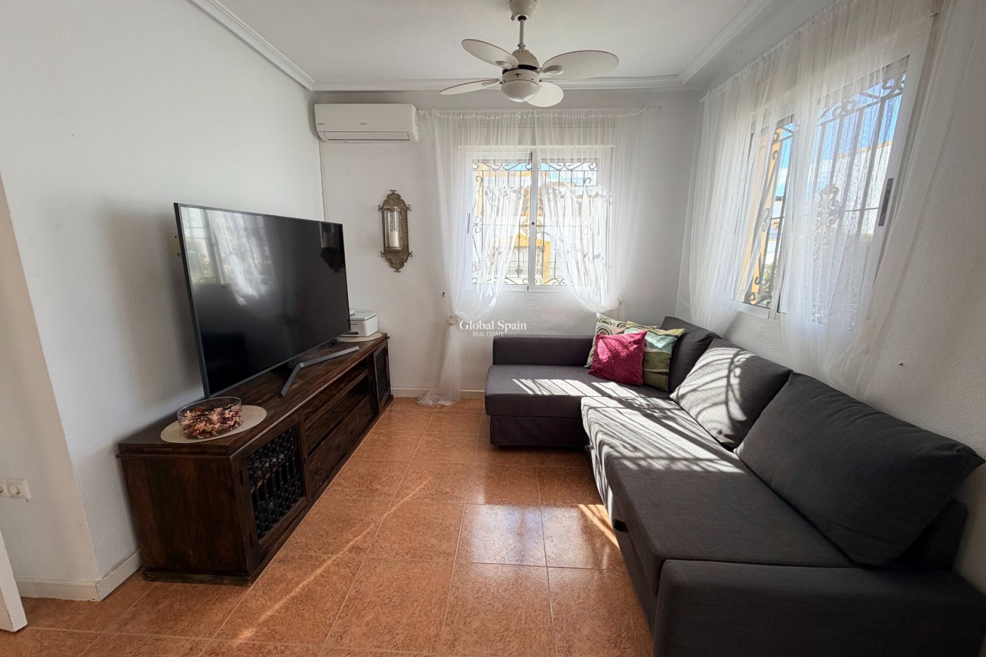 Resale - HOUSE -
ORIHUELA - Entre Naranjos