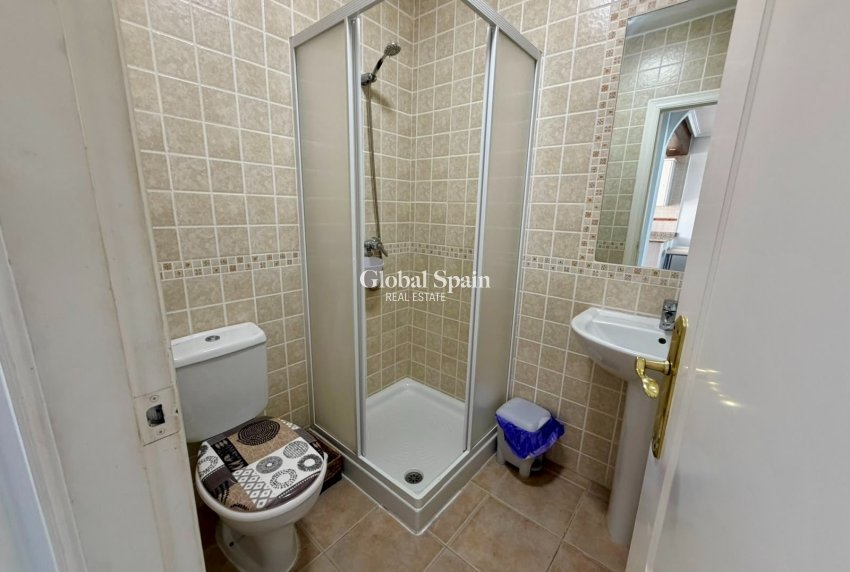Resale - HOUSE -
ORIHUELA - Entre Naranjos