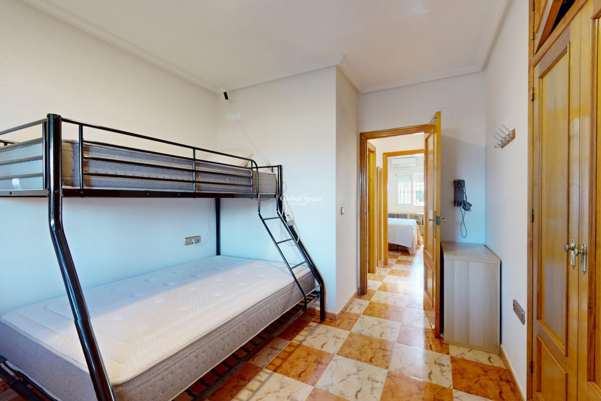 Resale - HOUSE -
ORIHUELA - Inland