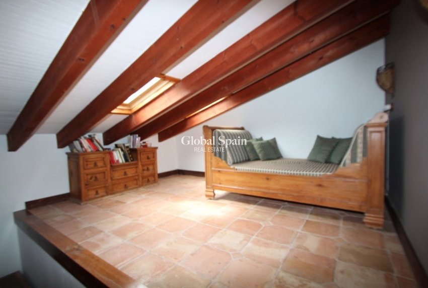 Resale - HOUSE -
ORIHUELA - Inland