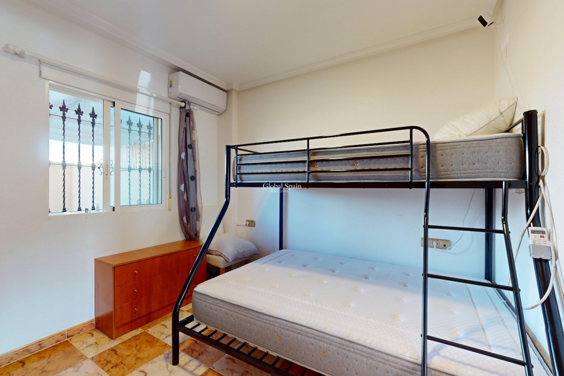 Resale - HOUSE -
ORIHUELA - Inland