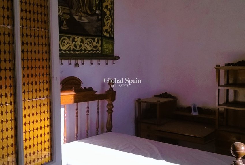 Resale - HOUSE -
ORIHUELA - Inland