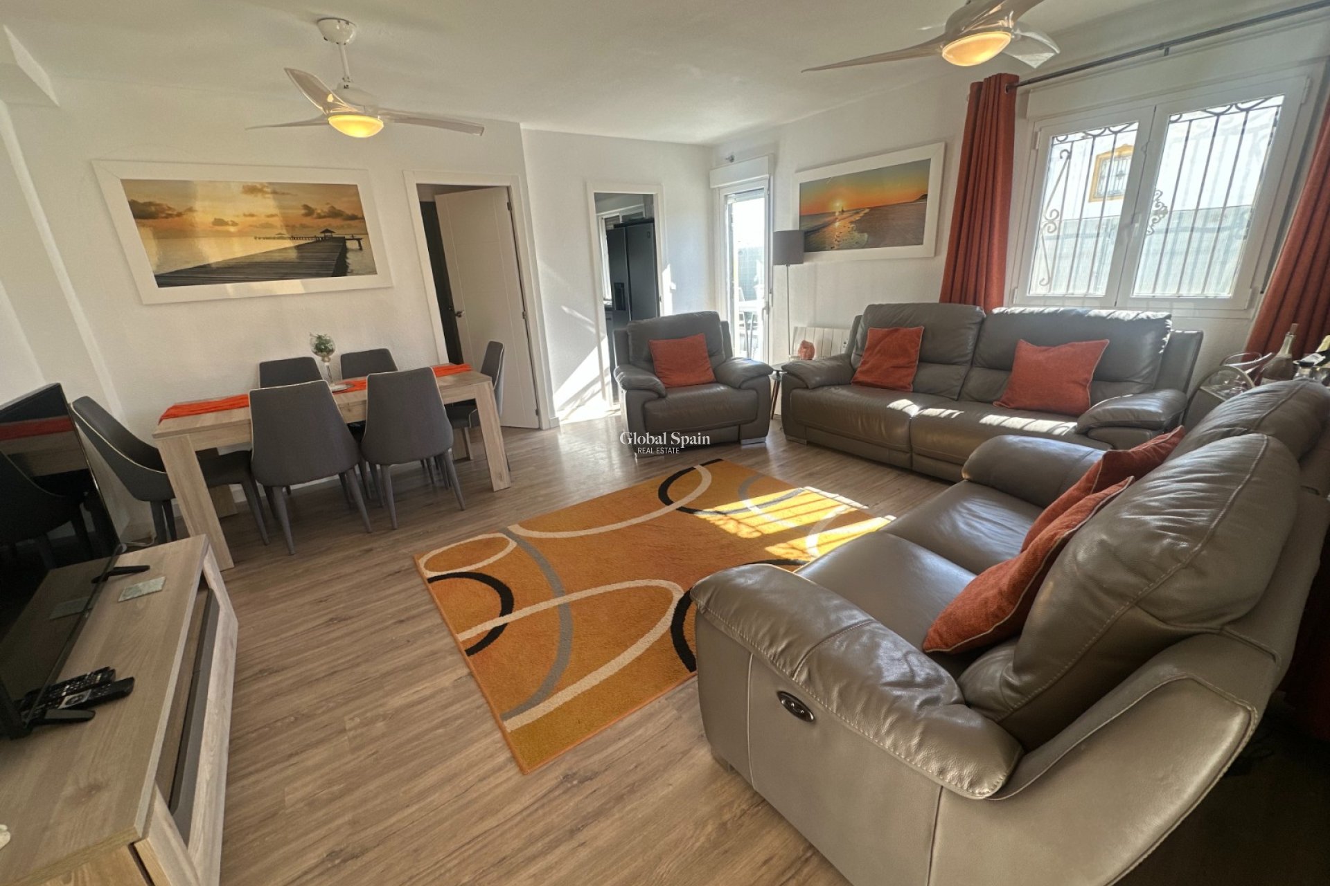 Resale - HOUSE -
ORIHUELA - Inland