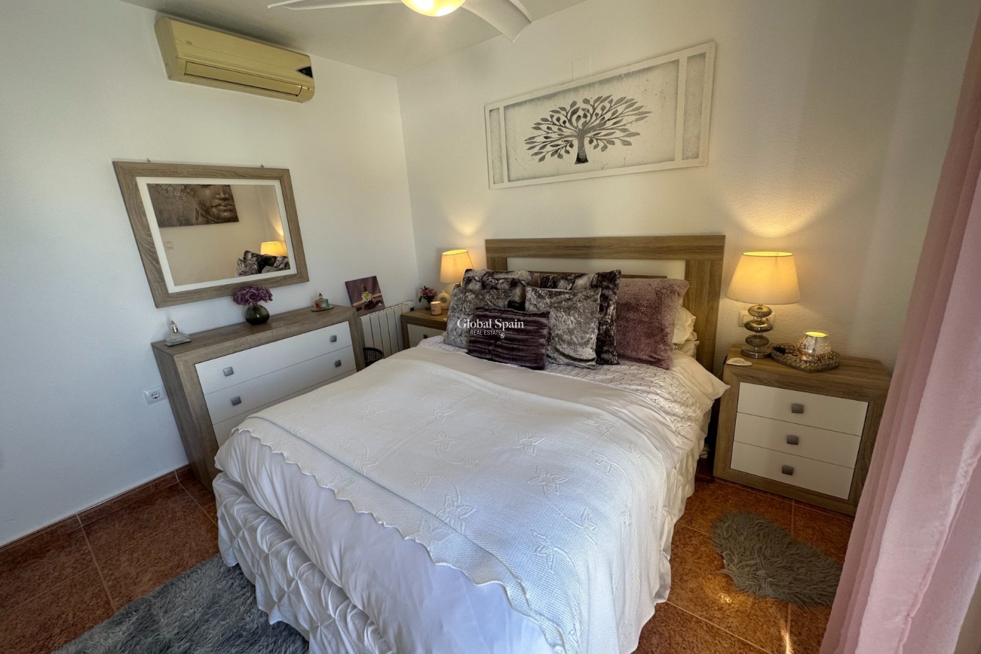 Resale - HOUSE -
ORIHUELA - Inland