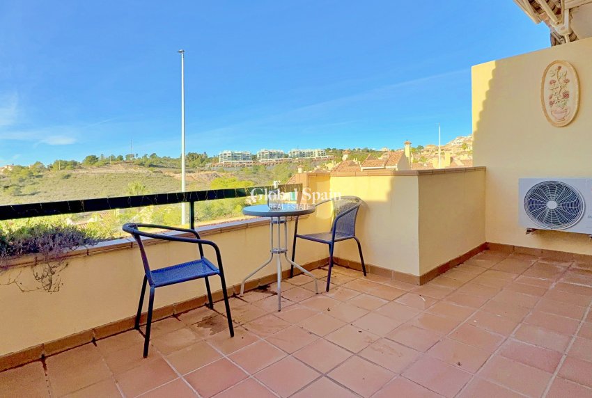 Resale - HOUSE -
ORIHUELA - Inland