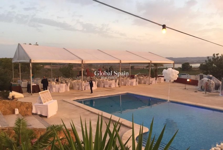 Resale - HOUSE -
ORIHUELA - Inland