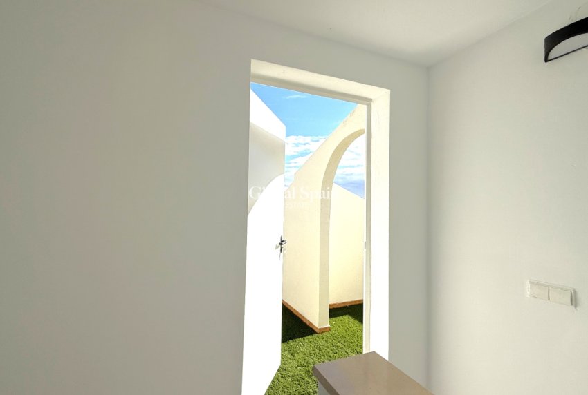 Resale - HOUSE -
ORIHUELA - Inland