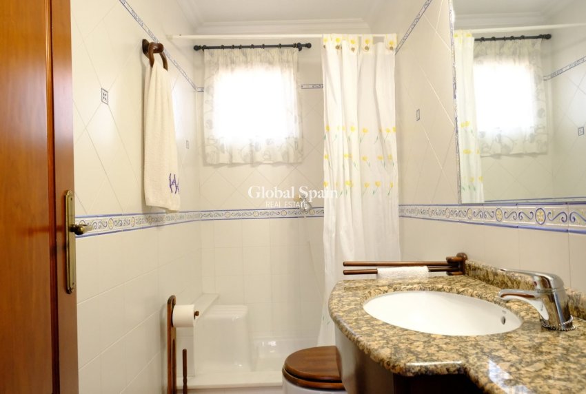 Resale - HOUSE -
ORIHUELA - Inland