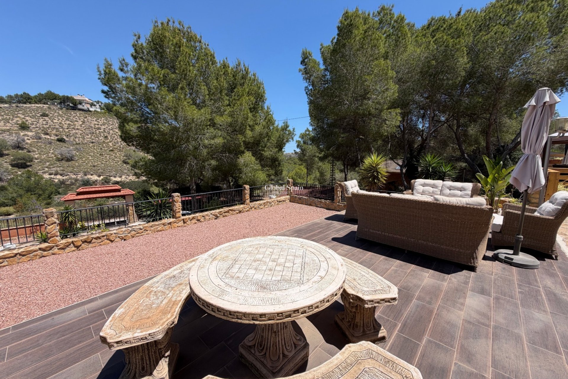 Resale - HOUSE -
ORIHUELA - Inland