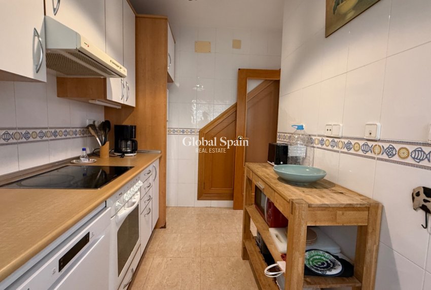 Resale - HOUSE -
ORIHUELA - Inland