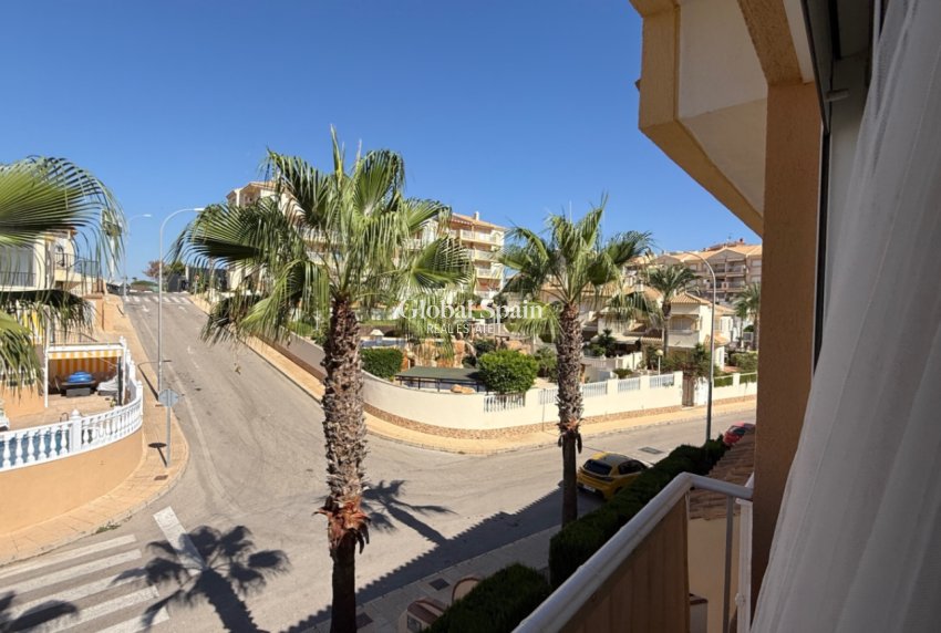 Resale - HOUSE -
ORIHUELA - Inland