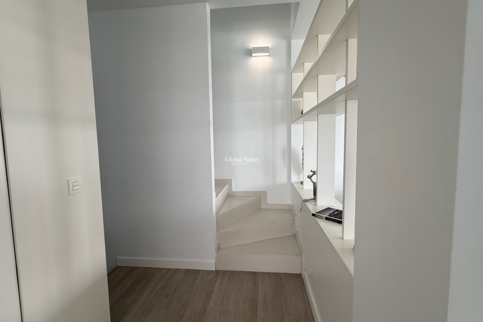 Resale - HOUSE -
ORIHUELA - Inland