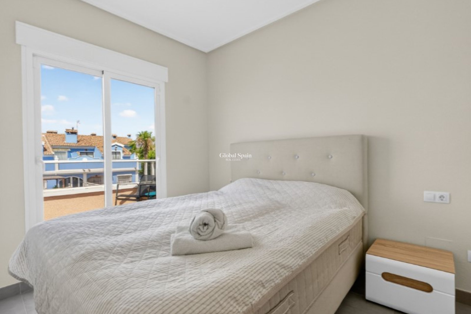 Resale - HOUSE -
ORIHUELA - Inland