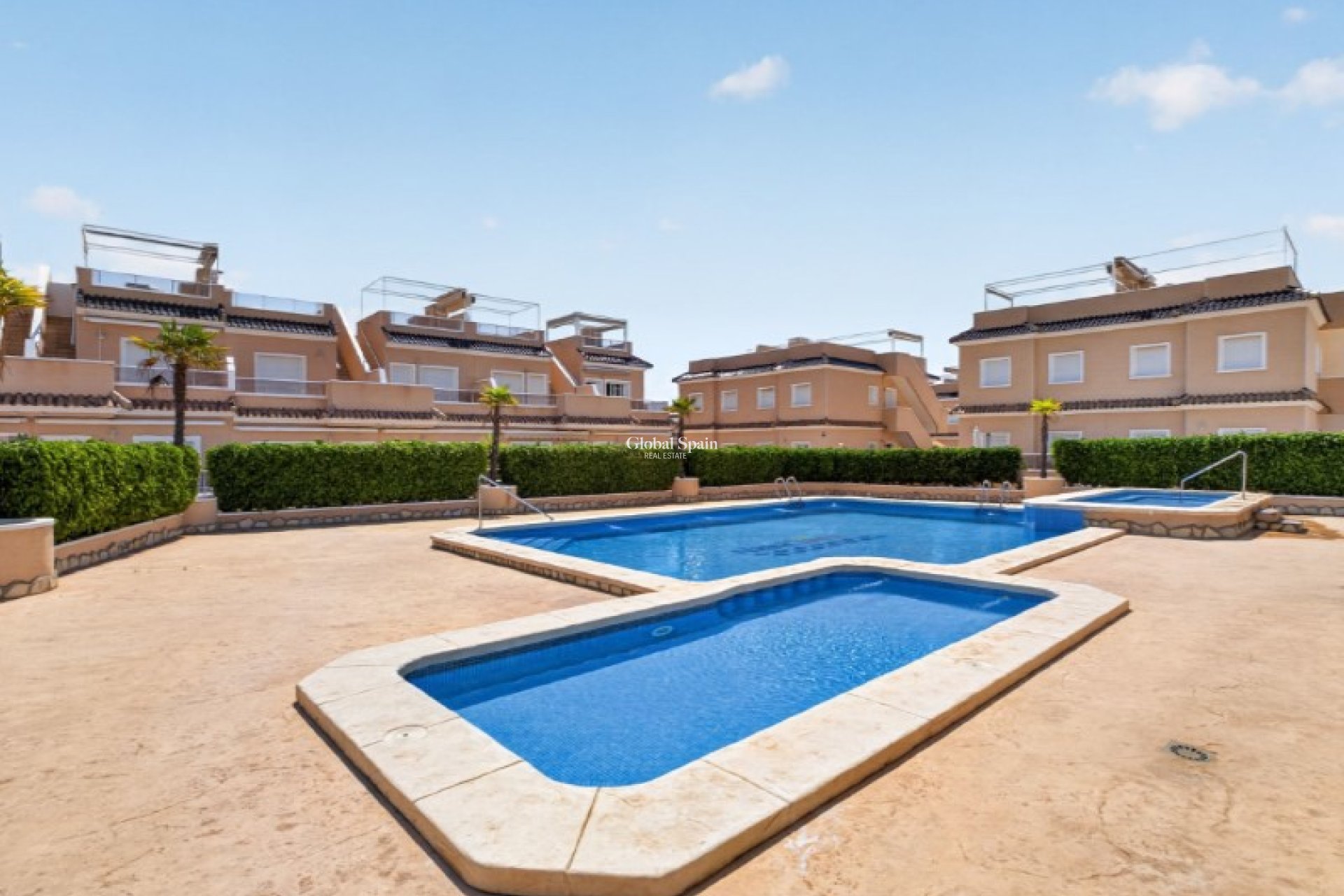 Resale - HOUSE -
ORIHUELA - Inland
