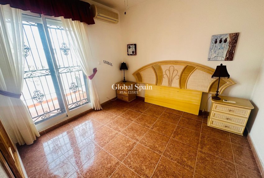 Resale - HOUSE -
ORIHUELA - Inland