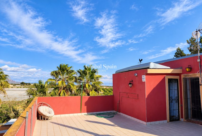 Resale - HOUSE -
ORIHUELA - Inland