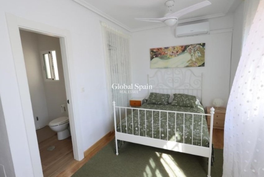 Resale - HOUSE -
ORIHUELA - Inland