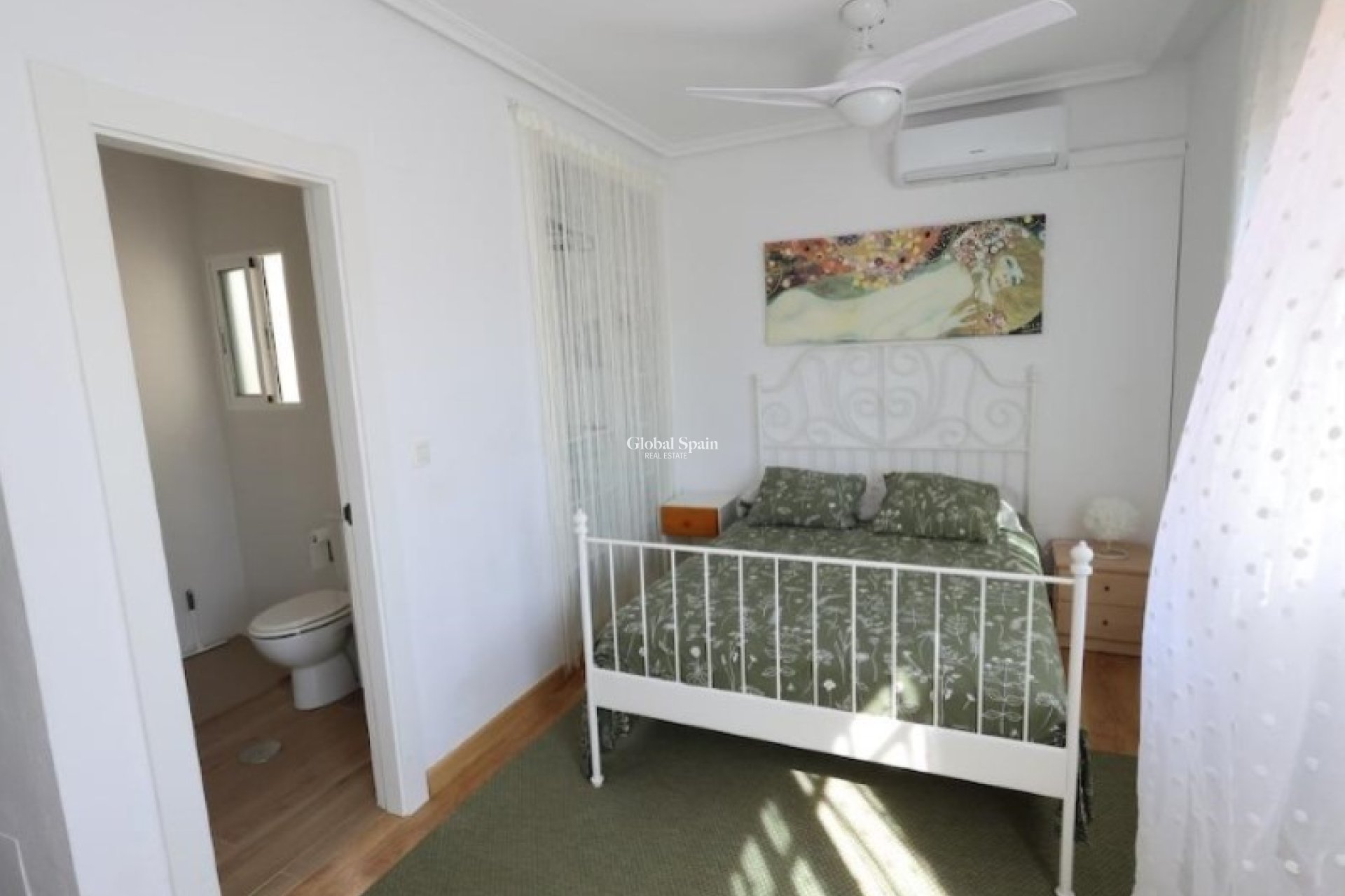 Resale - HOUSE -
ORIHUELA - Inland