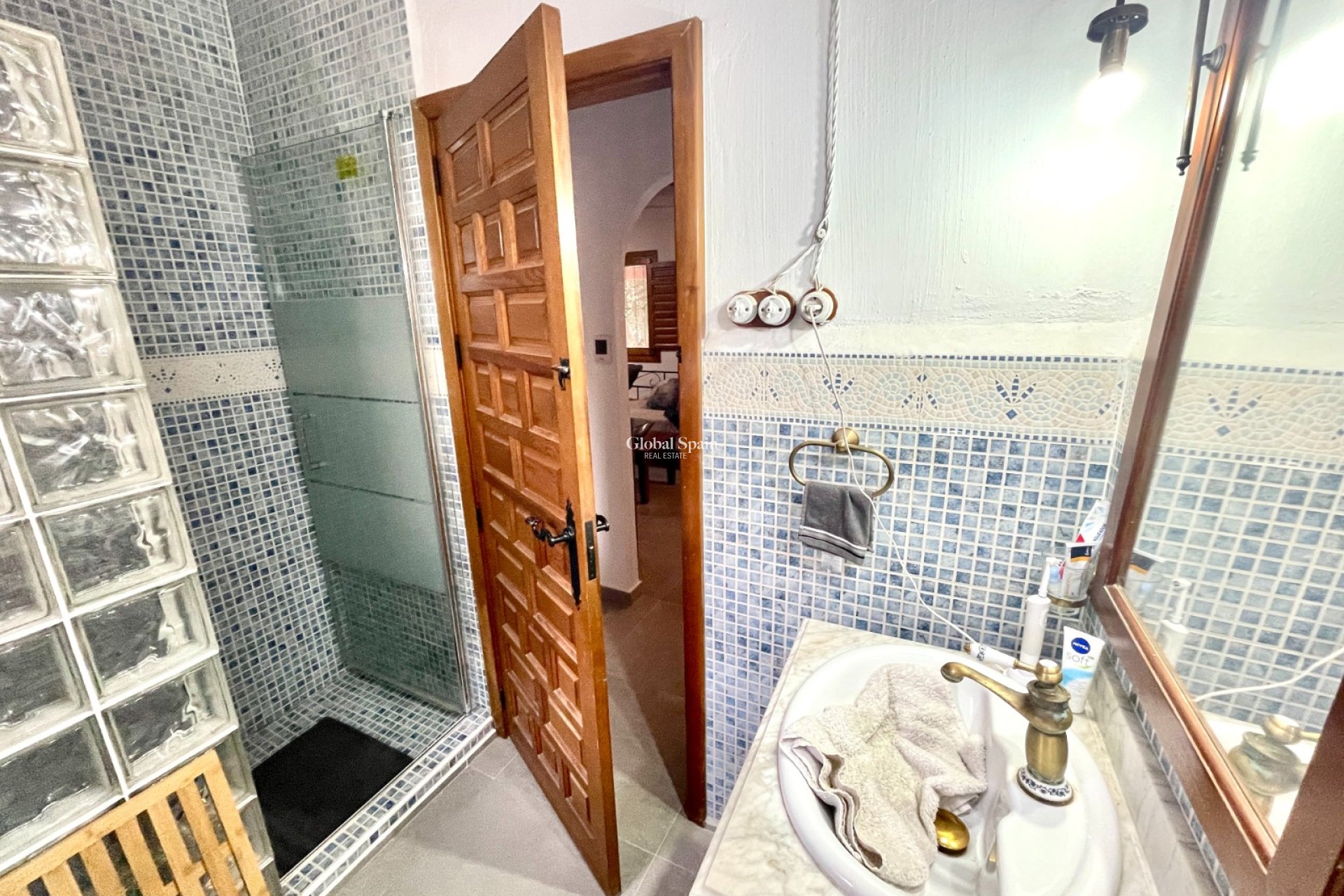 Resale - HOUSE -
ORIHUELA - Inland