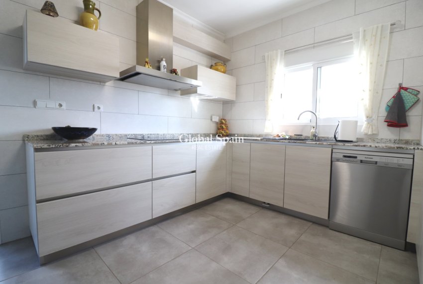 Resale - HOUSE -
Orihuela - La Campaneta