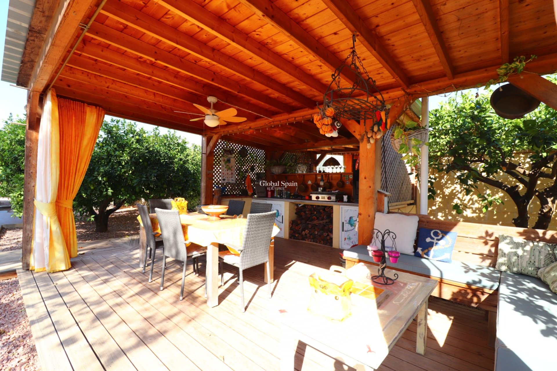 Resale - HOUSE -
Orihuela - La Campaneta