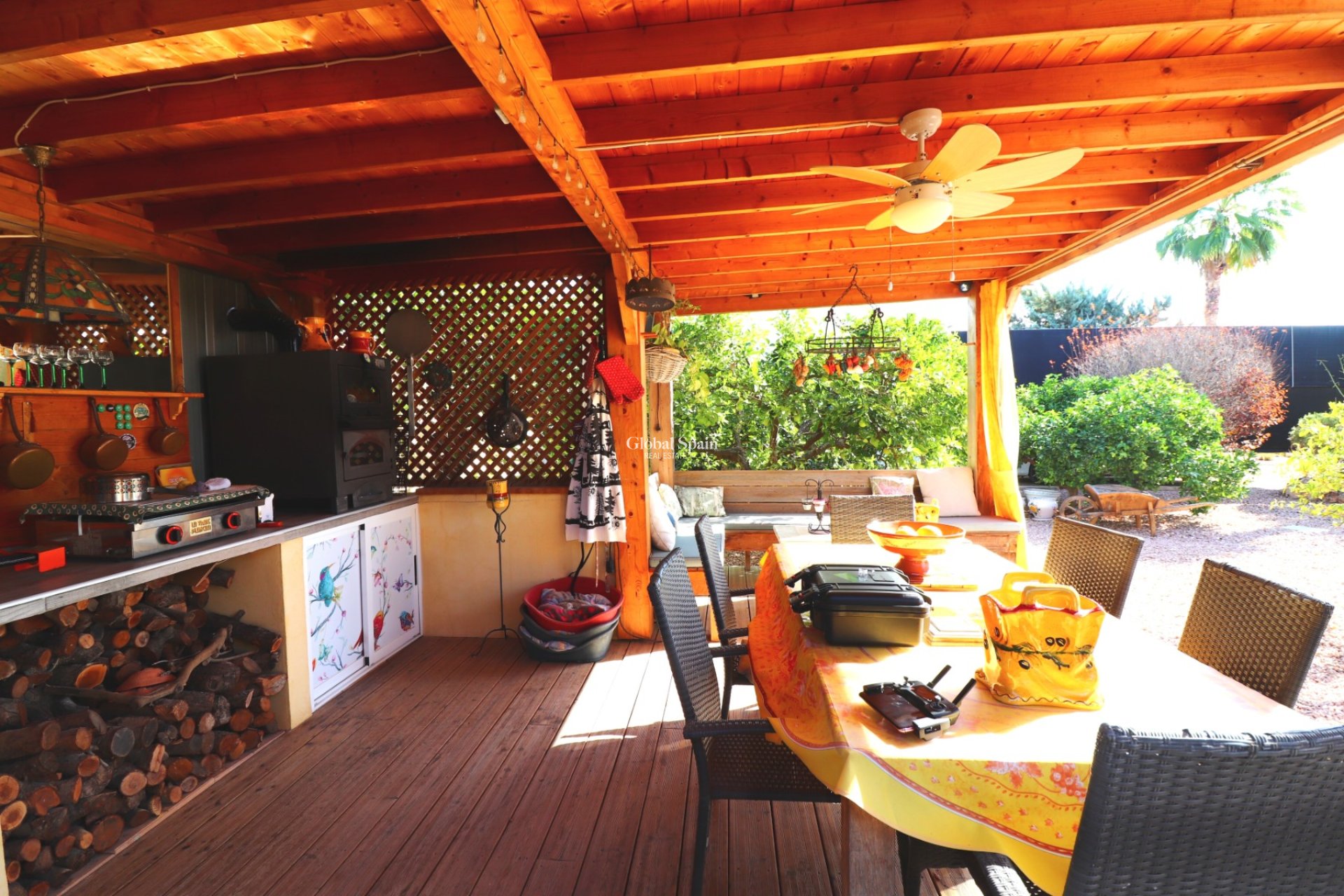 Resale - HOUSE -
Orihuela - La Campaneta