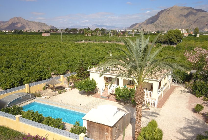 Resale - HOUSE -
Orihuela - La Campaneta