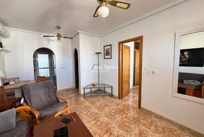 Resale - HOUSE -
ORIHUELA - Los Balcones Y Los Altos