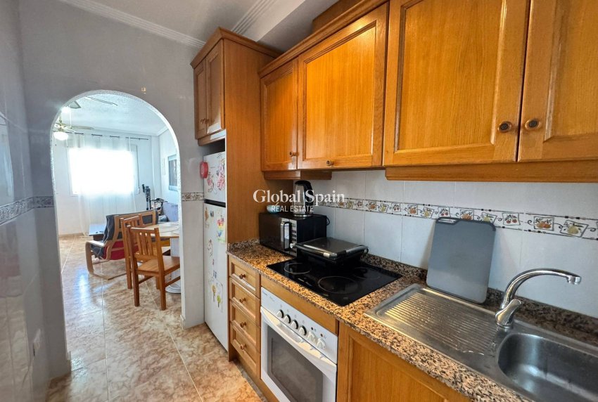 Resale - HOUSE -
ORIHUELA - Los Balcones Y Los Altos