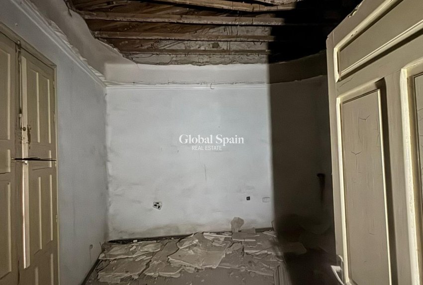 Resale - HOUSE -
ORIHUELA - Orihuela Ciudad