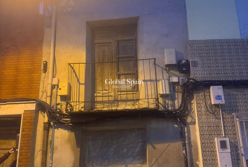 Resale - HOUSE -
ORIHUELA - Orihuela Ciudad
