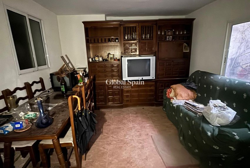 Resale - HOUSE -
ORIHUELA - Orihuela Ciudad