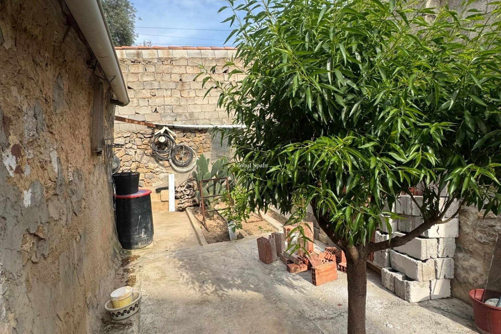 Resale - HOUSE -
ORIHUELA - Orihuela Ciudad