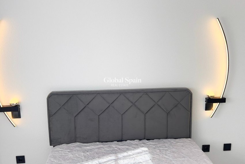 Resale - House -
ORIHUELA - Orihuela Costa