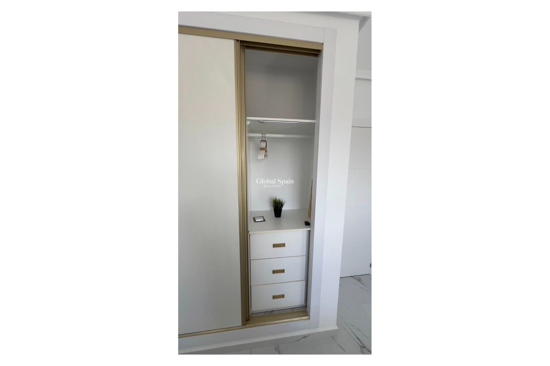 Resale - House -
ORIHUELA - Orihuela Costa