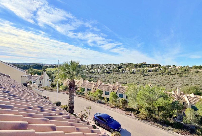 Resale - HOUSE -
ORIHUELA - Orihuela Costa