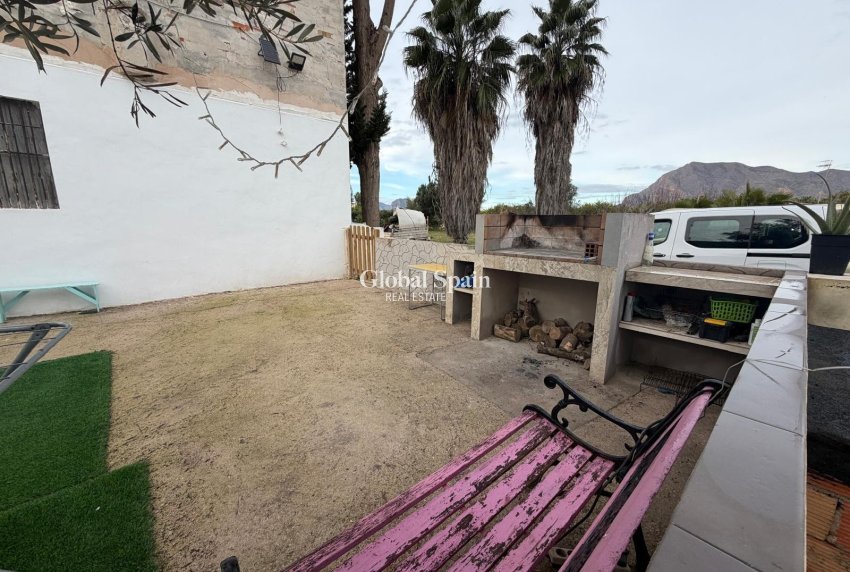 Resale - HOUSE -
ORIHUELA - San Bartolomé