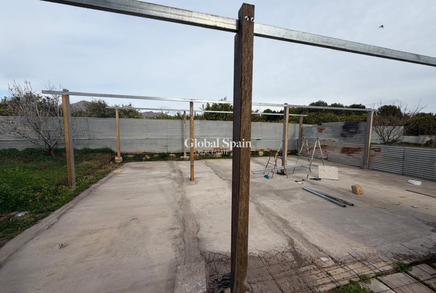 Resale - HOUSE -
ORIHUELA - San Bartolomé