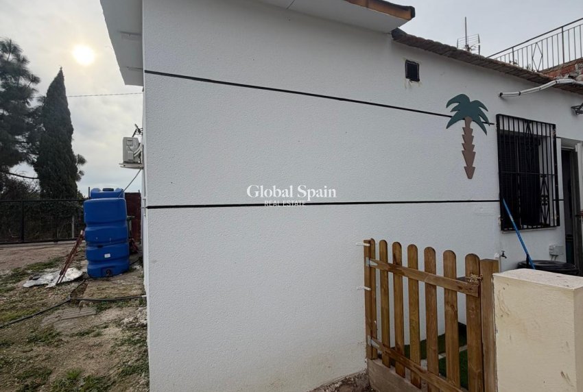 Resale - HOUSE -
ORIHUELA - San Bartolomé