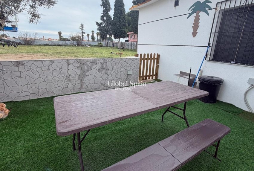 Resale - HOUSE -
ORIHUELA - San Bartolomé