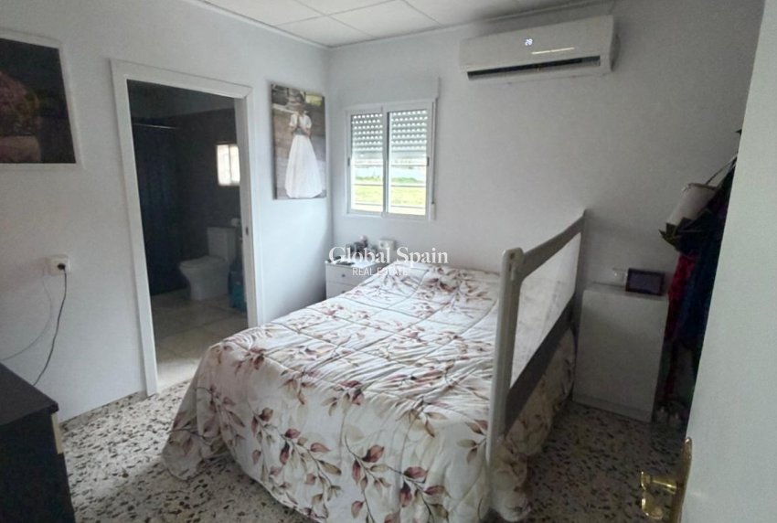 Resale - HOUSE -
ORIHUELA - San Bartolomé