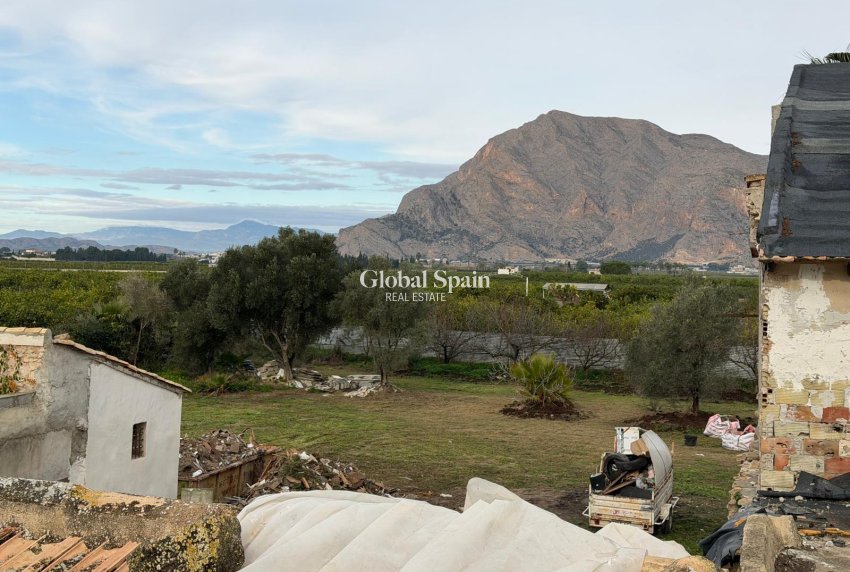 Resale - HOUSE -
ORIHUELA - San Bartolomé
