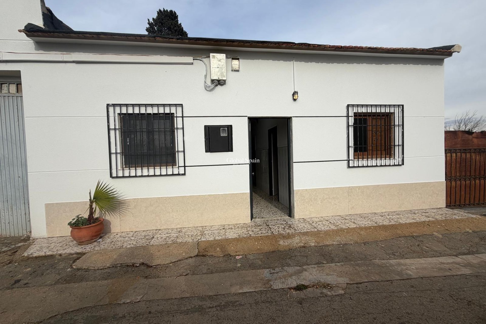Resale - HOUSE -
ORIHUELA - San Bartolomé