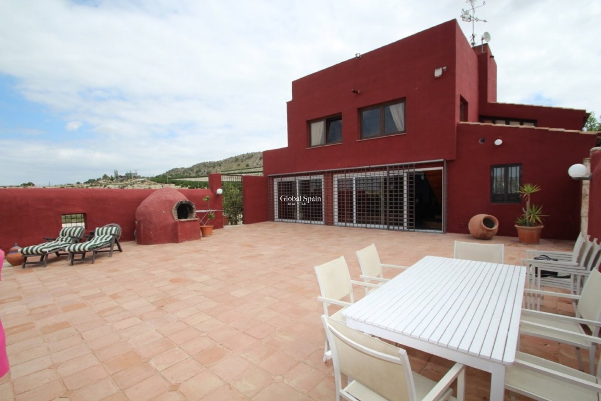 Resale - HOUSE -
ORIHUELA - Torremendo