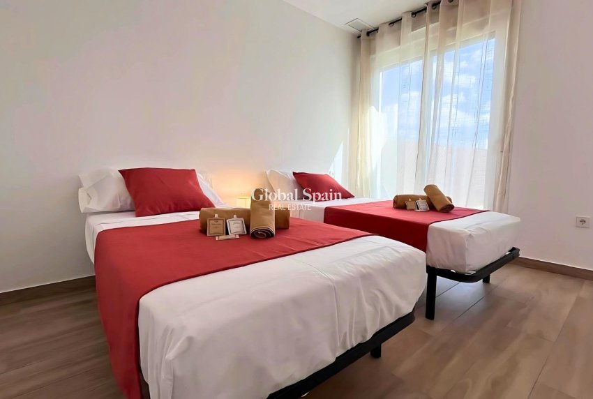 Resale - HOUSE -
ORIHUELA - Vistabella Golf