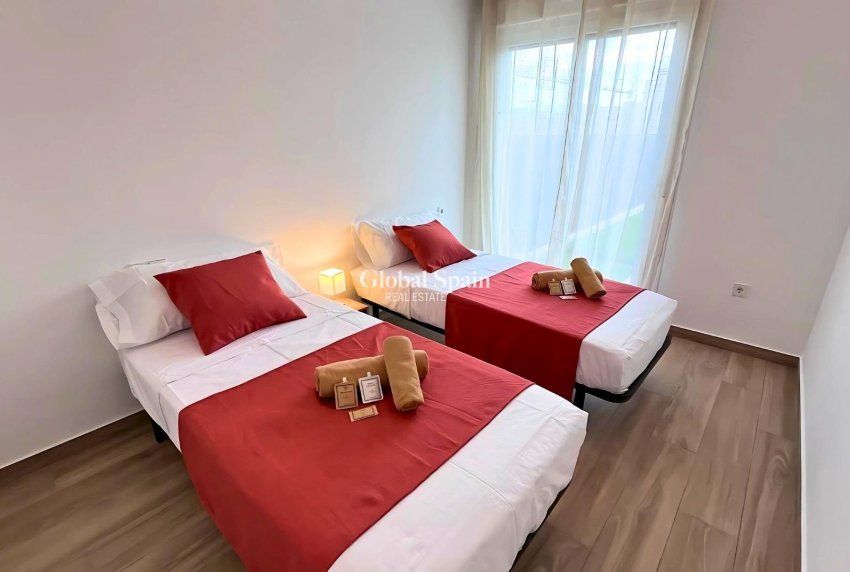 Resale - HOUSE -
ORIHUELA - Vistabella Golf