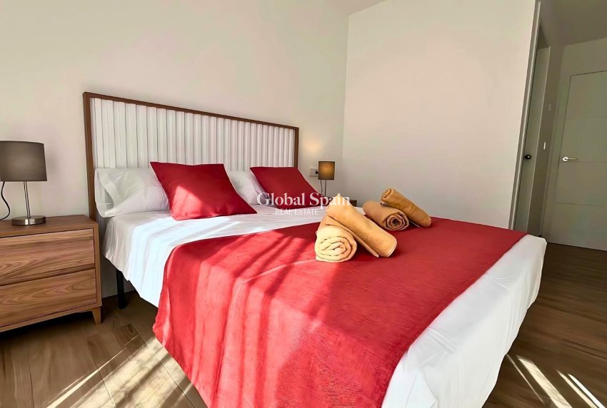 Resale - HOUSE -
ORIHUELA - Vistabella Golf
