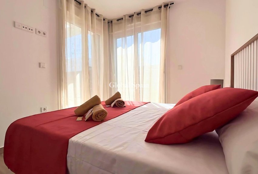 Resale - HOUSE -
ORIHUELA - Vistabella Golf